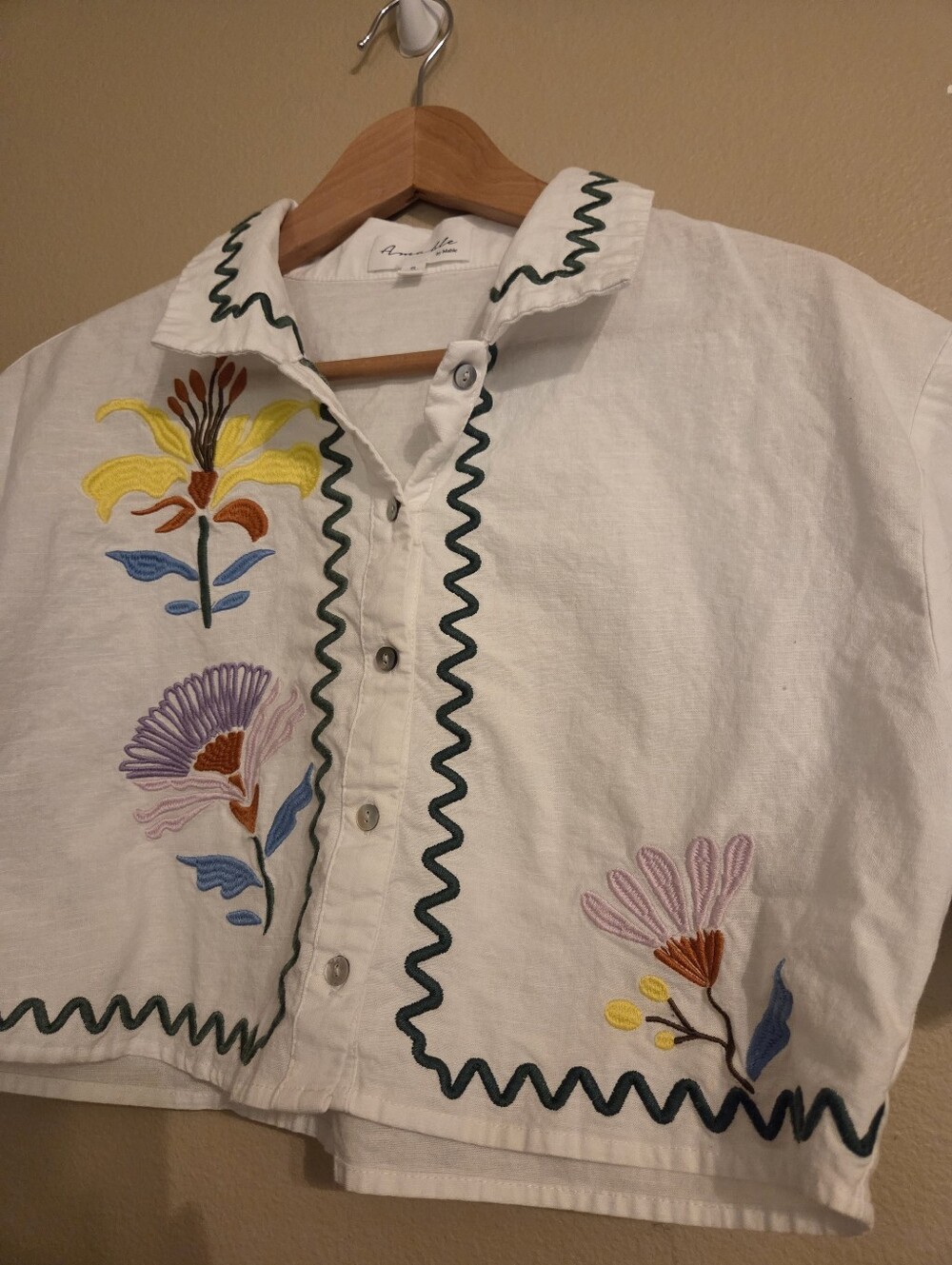 AMABLE By Mable White Linen Blend Multi Floral Embroidered Rickrack Crop Top S - Picture 5 of 12